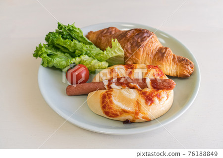 Breakfast 76188849