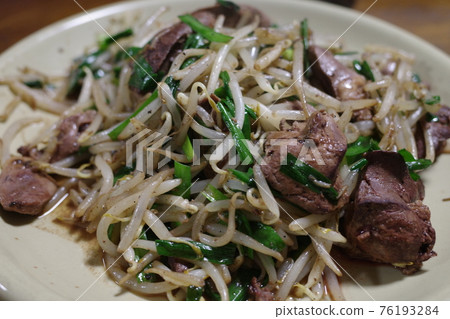 Very delicious Japanese home cooking 76193284