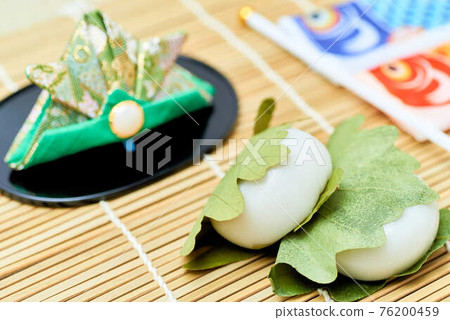 May 5 Children's Day and Kashiwamochi May 5 Children's Day and Kashiwamochi 76200459