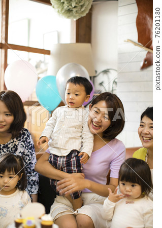 媽咪朋友共進午餐 媽咪朋友共進午餐 76201180