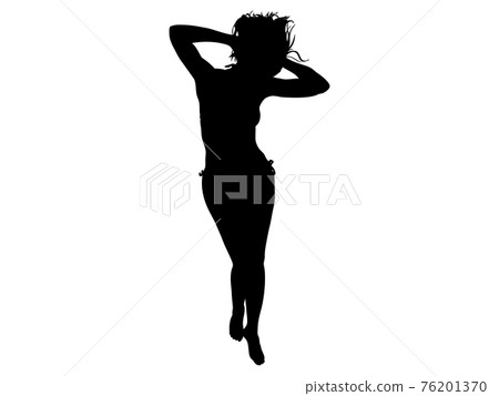 在說謊在她的背上的泳裝的女性剪影_2 在說謊在她的背上的泳裝的女性剪影_2 76201370