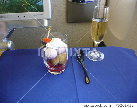 ANA Business Class in-flight meal 76201433