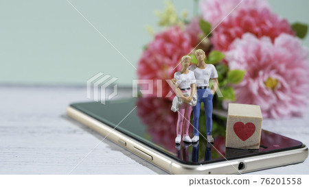 Finding a lover to become a lover with someone you met on a matching app or SNS Finding a lover to become a lover with someone you met on a matching app or SNS 76201558