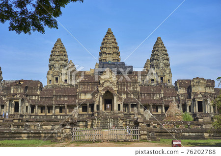 Cambodia ruins Angkor world heritage 76202788