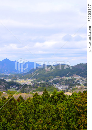 Uda Matsuyama Castle [Continued Top 100 Japanese Castles] 76203597