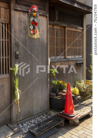 The entrance to the New Year The entrance to the New Year 76204769