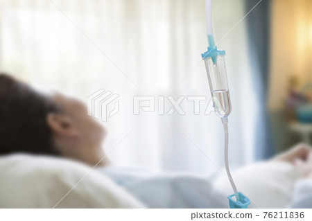 Senior woman hospitalized 76211836