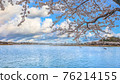 A photo taken with Lake Yeongrangho and cherry blossoms in the background in Sokcho, Gangwon-do 76214155