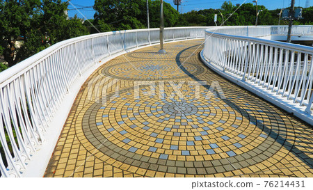 Scenery of Mitsuhada Bridge in Higashi-Ayase Park (Adachi-ku, Tokyo) 76214431