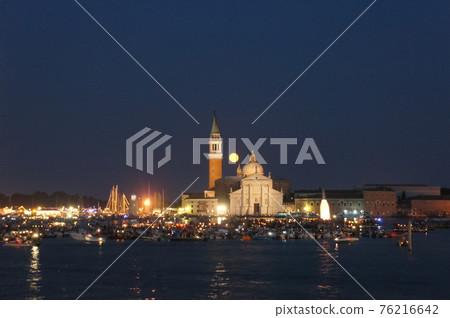 威尼斯夜景 威尼斯夜景 76216642
