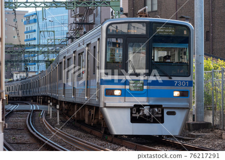 Hokuso Line 7300 (within Keikyu Line) 76217291