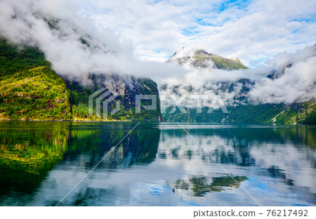 Geirangerfjord Geirangerfjord 76217492