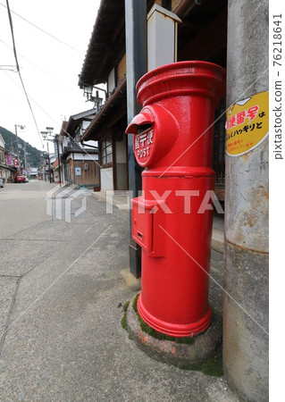 兵庫出石(豐岡市) Maru Post 保留在 Shigendenken 地區的舊街景中 兵庫出石(豐岡市) Maru Post 保留在 Shigendenken 地區的舊街景中 76218641