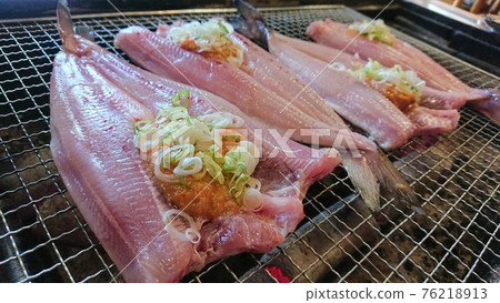 Hokkaido local gourmet atka mackerel chan-chan grilled 76218913