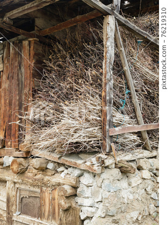 Wood fuel Wood fuel 76219310