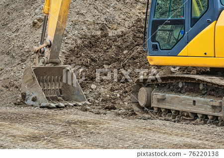 Demolition work using heavy machinery Demolition work using heavy machinery 76220138
