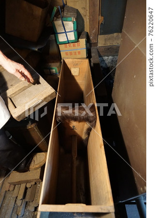 Bellows for making Japanese swords Bellows for making Japanese swords 76220647
