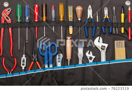 Toolbelt containing various tools DIY consept Toolbelt containing various tools DIY consept 76223519