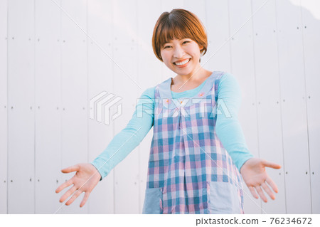 Childminder  76234672