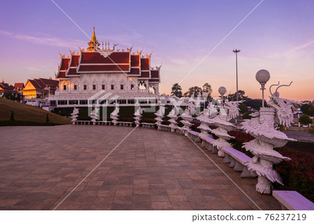 Huai Pla Kung Temple is a temple with Thai-Chinese buildings. 76237219
