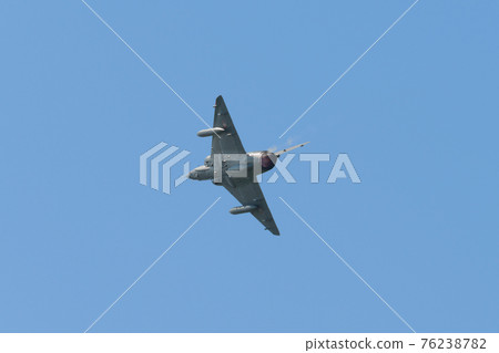 瑞士空軍幻影IIIs急轉彎 76238782