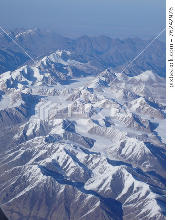 Aerial view from regular flights in Tianshan Mountains, Tenshan Mountains, Xinjiang Uygur Autonomous Region 76242976