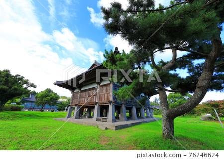 Jeju, Buddhism, temple, Gwaneumsa, Seondeoksa, Beopseongsa, Beophwasa, Seonlimsa, cherry blossoms, spring flowers, spring, lanterns, Hanok, Buddha's birthday Jeju, Buddhism, temple, Gwaneumsa, Seondeoksa, Beopseongsa, Beophwasa, Seonlimsa, cherry blossoms, spring flowers, spring, lanterns, Hanok, Buddha's birthday 76246624