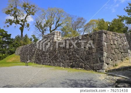 Iga Ueno Castle Ishigaki on the west side of the kitchen gate (Iga City, Mie Prefecture) 76251438