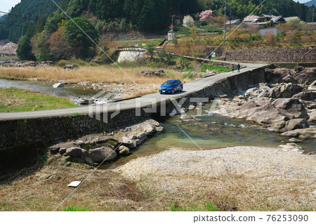 Mie Prefecture Hakusan Town River Park Mami's Subsidence Bridge 76253090