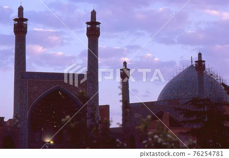 Dusk of Masjede Imam 76254781