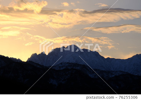 早上山 早上山 76255306