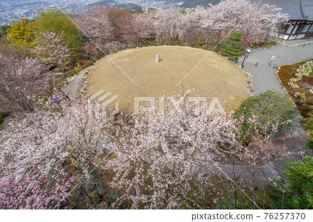 Seirenji Monzeki 76257370