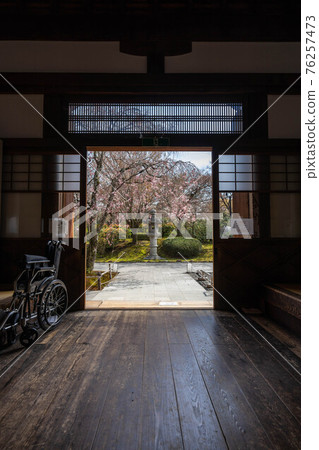 Seirenji Monzeki Seirenji Monzeki 76257473