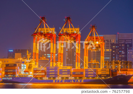 海關，海關，貿易，港口，大井碼頭，大井集裝箱，起重機，夜景，東京，東京灣，輪船，集裝箱船 76257798