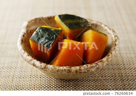 Boiled pumpkin  76260634