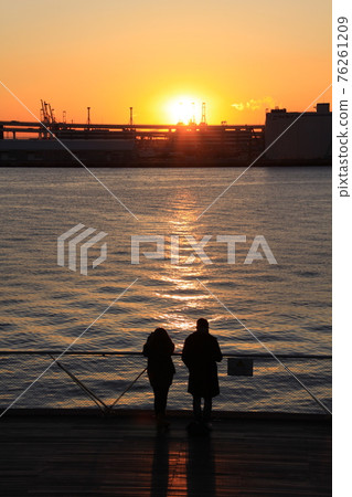 橫濱的日出（1月）地點：大山橋（神奈川縣橫濱市） 76261209