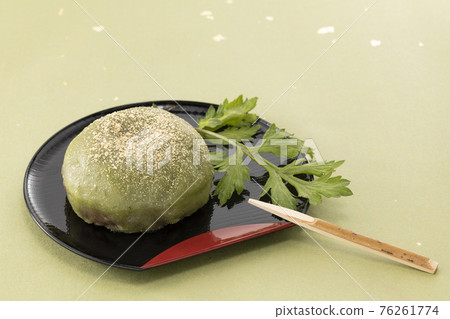 草麻糬配金奈子和艾葉 草麻糬配金奈子和艾葉 76261774