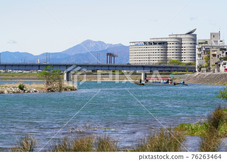Nagara River Ukai's Ferris Wheel Maneuvering Training Nagara River Ukai's Ferris Wheel Maneuvering Training 76263464