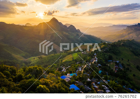 Aerial view of mountain range in Ban Huay hea village in Mae Hong Son Aerial view of mountain range in Ban Huay hea village in Mae Hong Son 76265702