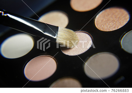 Set of eyeshadow pastel shades and makeup brush Set of eyeshadow pastel shades and makeup brush 76266883