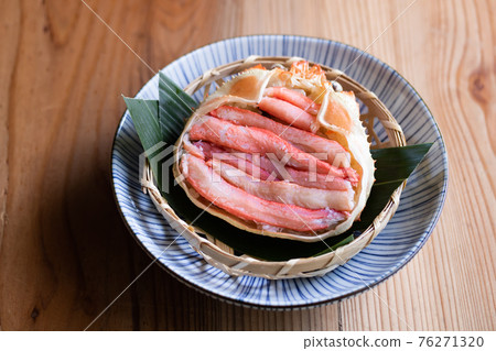 Chionoecetes crab crab rice cake Chionoecetes crab crab rice cake 76271320