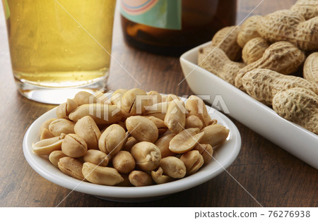 Peanut snacks, beer, peanuts with shells, peanuts, Chiba Hanritsu 76276938