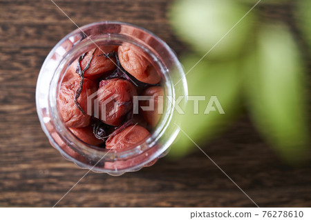 Umeboshi in a glass bottle storage container Umeboshi in a glass bottle storage container 76278610