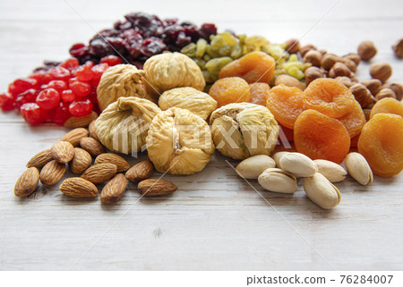 Various dried fruits and nuts Various dried fruits and nuts 76284007