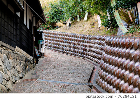 Tokoname Pottery Promenade Dendenzaka 76284151
