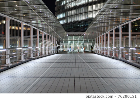 東京中城人行天橋 東京中城人行天橋 76290151