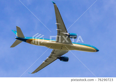 Passenger plane taking off from Narita Airport Passenger plane taking off from Narita Airport 76290723