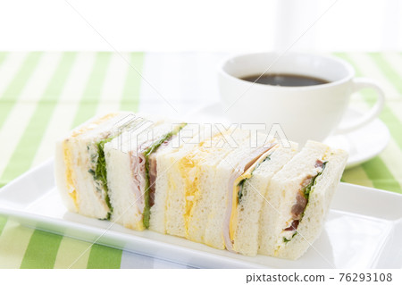 美味的混合沙和咖啡 美味的混合沙和咖啡 76293108