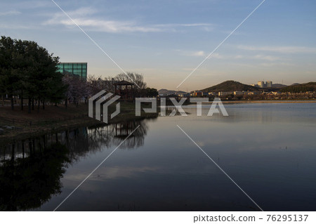 Hwarang Lake 76295137