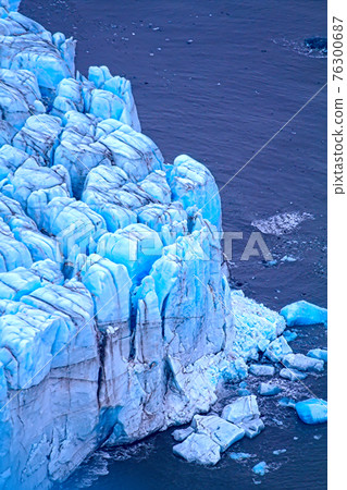Arctic glacier. Ice and cold. area Novaya Zemlya Arctic glacier. Ice and cold. area Novaya Zemlya 76300687